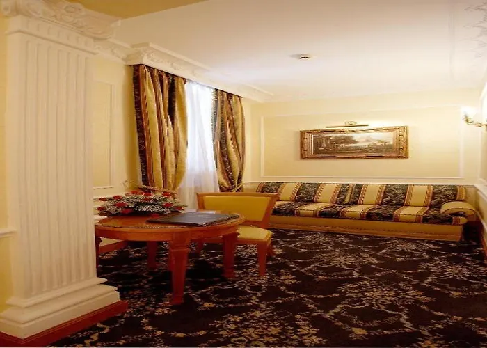 Dei Consoli Vaticano Otel Roma