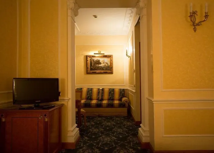 Dei Consoli Vaticano Otel 4*