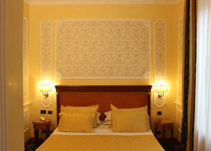 Dei Consoli Vaticano Otel
